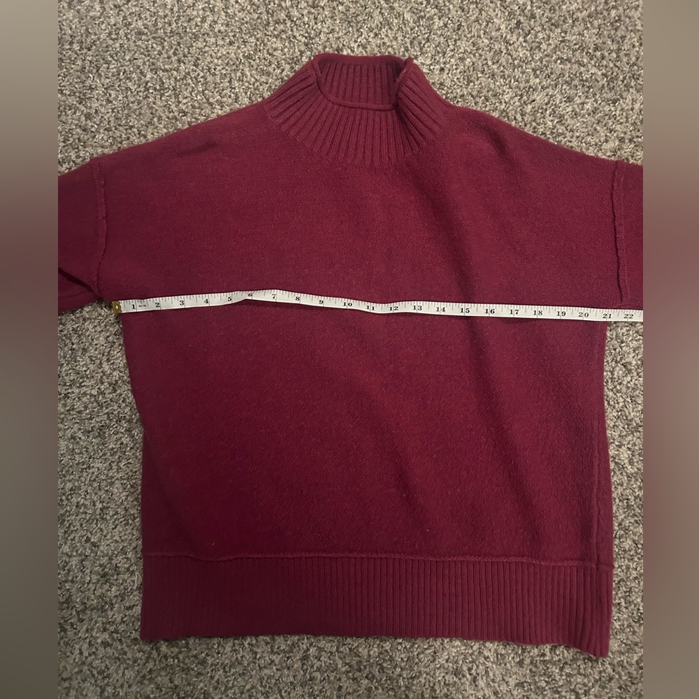 Pink Universal Threads Sweater - Great for Valentines Day! - Picture 7 of 8